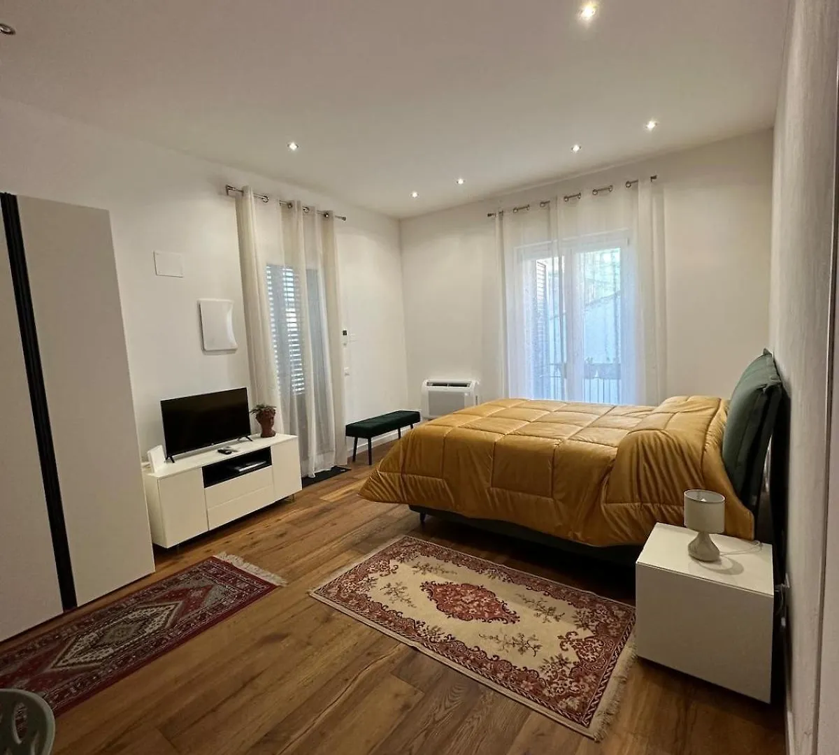 Apartment Rosalia Holiday Home Palermo Italy
